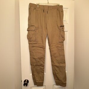 H&M Men’s Slim Fit Cargo Joggers
